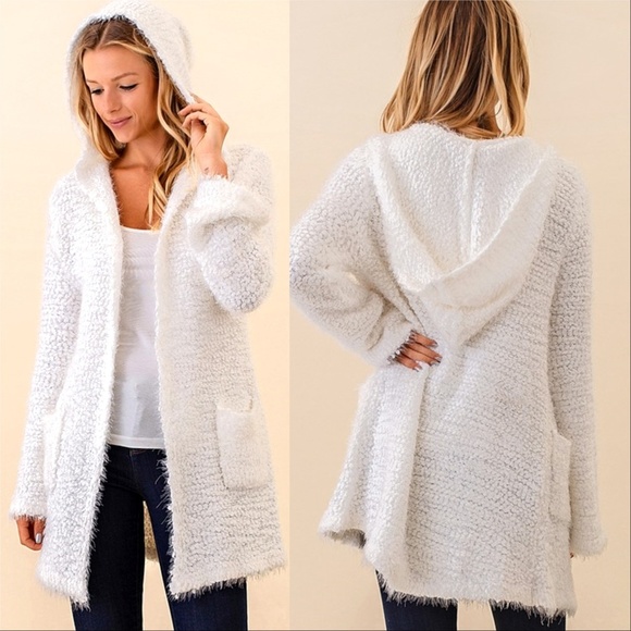 SUPER SOFT CREAM CARDIGAN - Picture 3 of 3